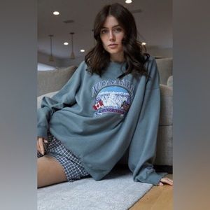 Brandy Melville Erica Niagara Falls Canada Sweatshirt